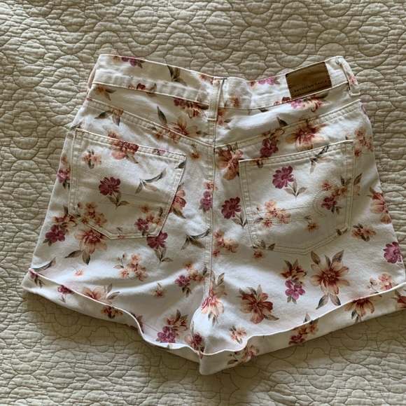 AE hi-rise shorts - Picture 7 of 7